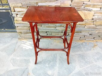 Thonet stolik - 2