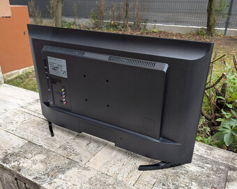 TV Samsung UE32M5002AK (32", Full HD) - 2