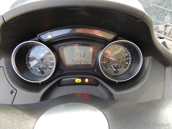 PIAGGIO MP3 500 LT 2016 ,,B"vodičák - 2
