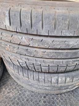 225/55R18 - 2