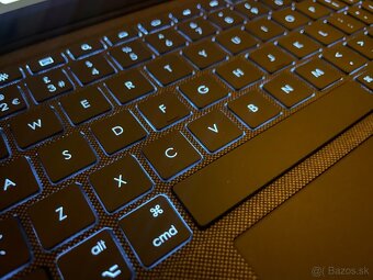 iPad obal s podsvietenou klávesnicou Logitech Combo Touch - 2