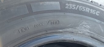 Michelin Agilis 235/65/R16 C - 2