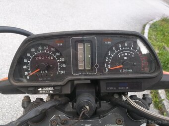 Predam kawasaki gpz 1100 rok 1982 vstrek - 2