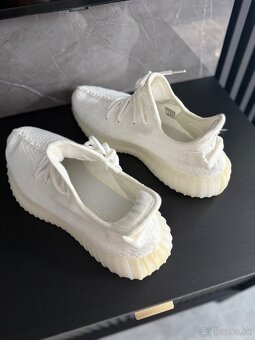 Yeezy Boost 350 V2 Cream - 2