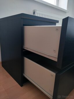 Nočný stolík - 2