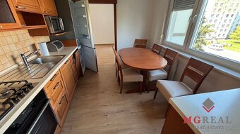 3 izbový byt balkónom Topoľčany / PRENAJOM - 2
