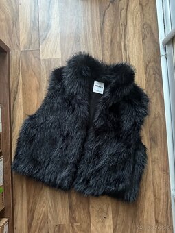 Bershka vesta - 2