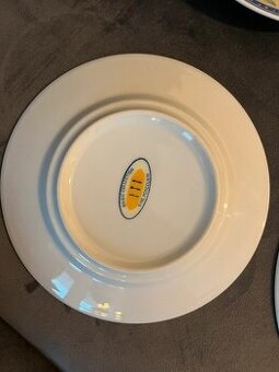 Zvysne plytke taniere do zbierky - 2