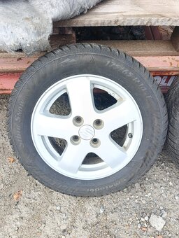 Suzuki elektróny 175/65 r14 - 2