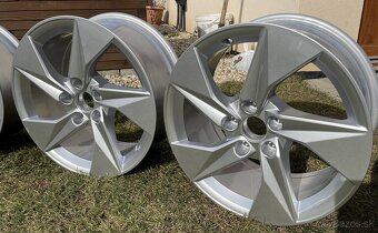 Orig. Alu disky. Audi 5x112  8jx17 ET46 skoda VW  Audi SEAT - 2