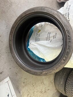 Letne pneu 275/35 , 245/40 R20 - 2