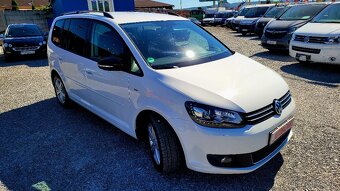 Volkswagen Touran 2.0 TDI Premium Comfortline DSG - 2