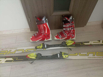 lyžiarky nordica a lyže - 2