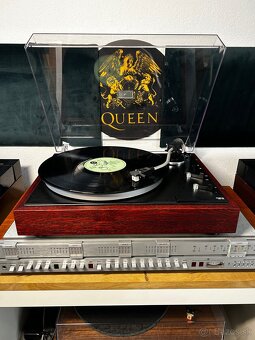 Gramofon Tesla po renovácii - 2