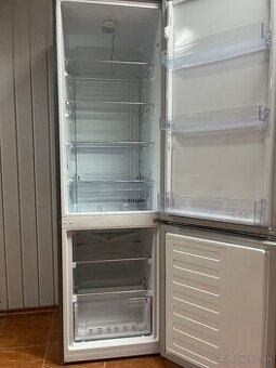 Monoklimaticka Chladnička - 2