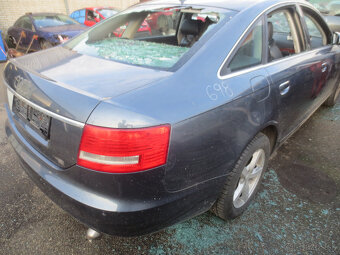 AUDI A6 ROK 2005 - 4.2 benzin 4X4 DIELY - 2