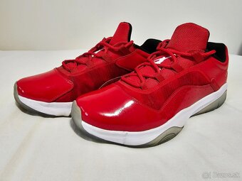 Pánske tenisky Jordan 11 CMFT University red, veľkosť 46 - 2