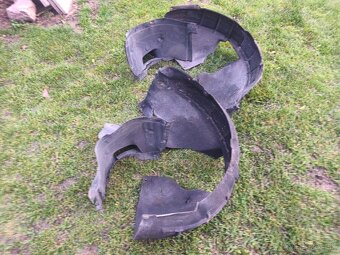 Skoda octavia2  podblatniky predne - 2