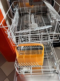 Umývačka riadu - 2