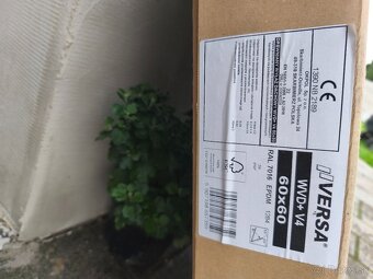 Strešné okno 60 x 60 - 2