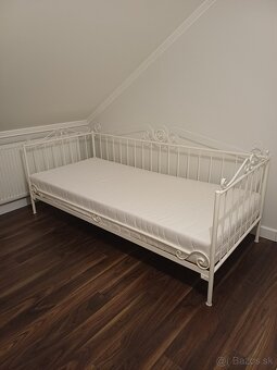 Kovová posteľ - 2