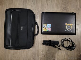 Lenovo IdeaPad Y560 + taška - 2