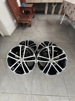 VW elektróny r18 - 2