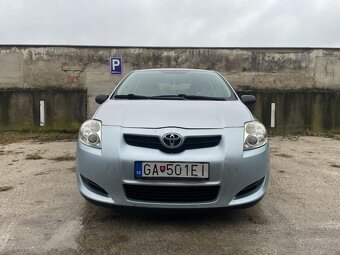 Toyota Auris 1.4 2008 - 2