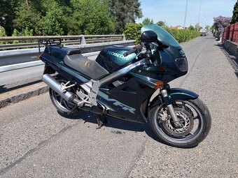 Honda Vfr 750 rc36 - 2