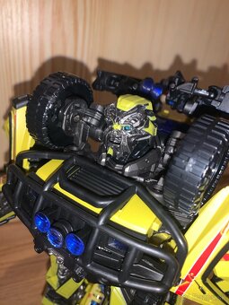 Transformers - Ratchet T11 - oversized model - 2