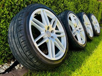 Audi 5x112 4F0601025BA R19 8.5J ET:48 - 2