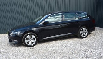 Škoda Superb Combi 2.0 TDI DSG STyle - 2