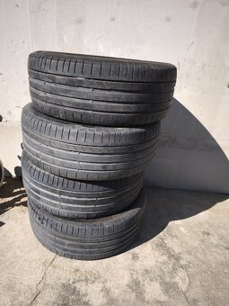 235/55 R18 - 2