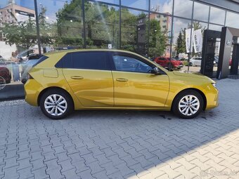 Opel Astra Zlatá metalíza - 2