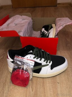 Nike Air Jordan 1 Low Travis Scott Olive - 2
