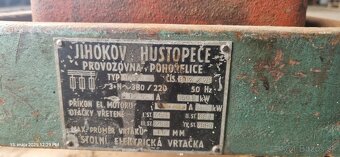 Stolová vŕtačka - 2