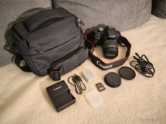 Canon EOS 500D + objektív, príslušenstvo a taška - 2