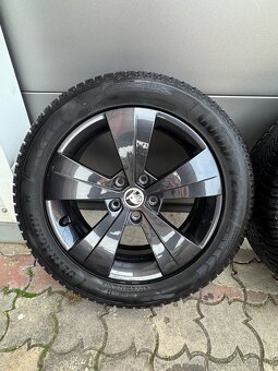 ŠKODA ALUSY SUPERB III 6.5J 17" ET41 215/55 R17 - 2