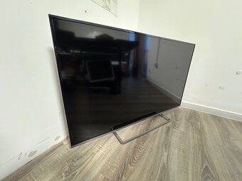 Panasonic VIERA TX‑50AS600E - 2