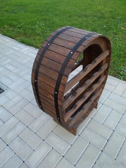 Predam stojan na flase,vinoteka. - 2