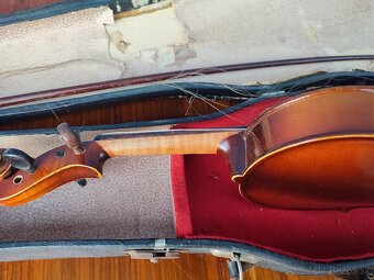 Stare detske husle - 2