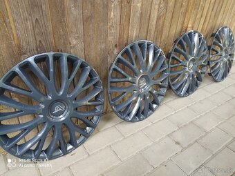 Puklice Milano 16" - 2