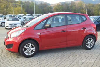 Kia Venga 1,4 i 66 kW - 2