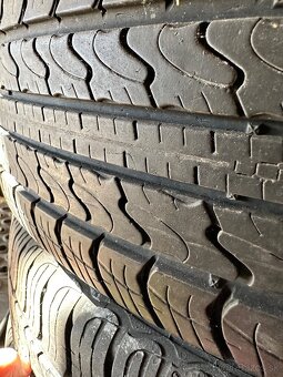 215/65r16 - 2
