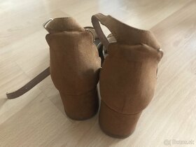 Dámske BATA kožené sandále vel. 37 - 2