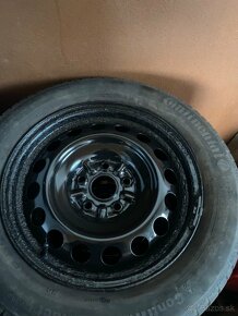 Predám 4x zimné pneu s diskom Continental 225/55 r16 - 2