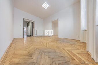 4i (93,5m2) byt v histrorickom centre Bratislavy - Tallerova - 2