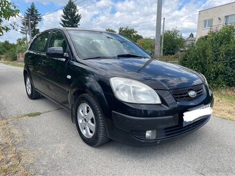 Kia Rio - 2