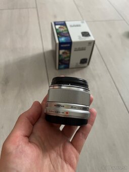 Olympus M.zuiko 25mm f1.8 - 2