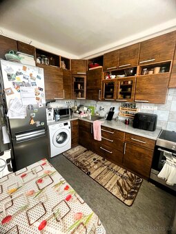 Slnečný,veľký a pekný 3 izb. byt s balkónom, Tlmače - Lipník - 2